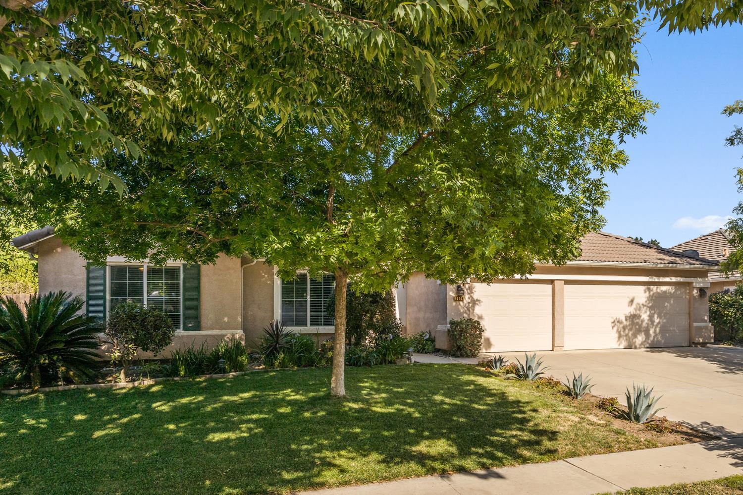 Property Photo:  3624 N Jackie  CA 93291 