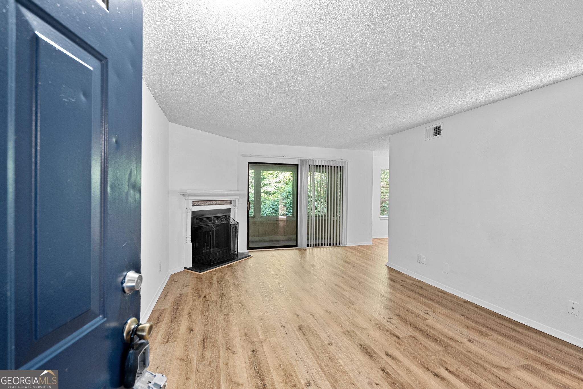 Property Photo: 843 Seasons Parkway GA 30093