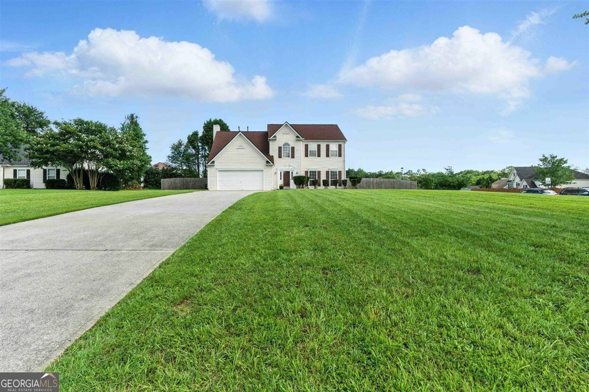 Property Photo: 150 Crestworth Xing GA 30127