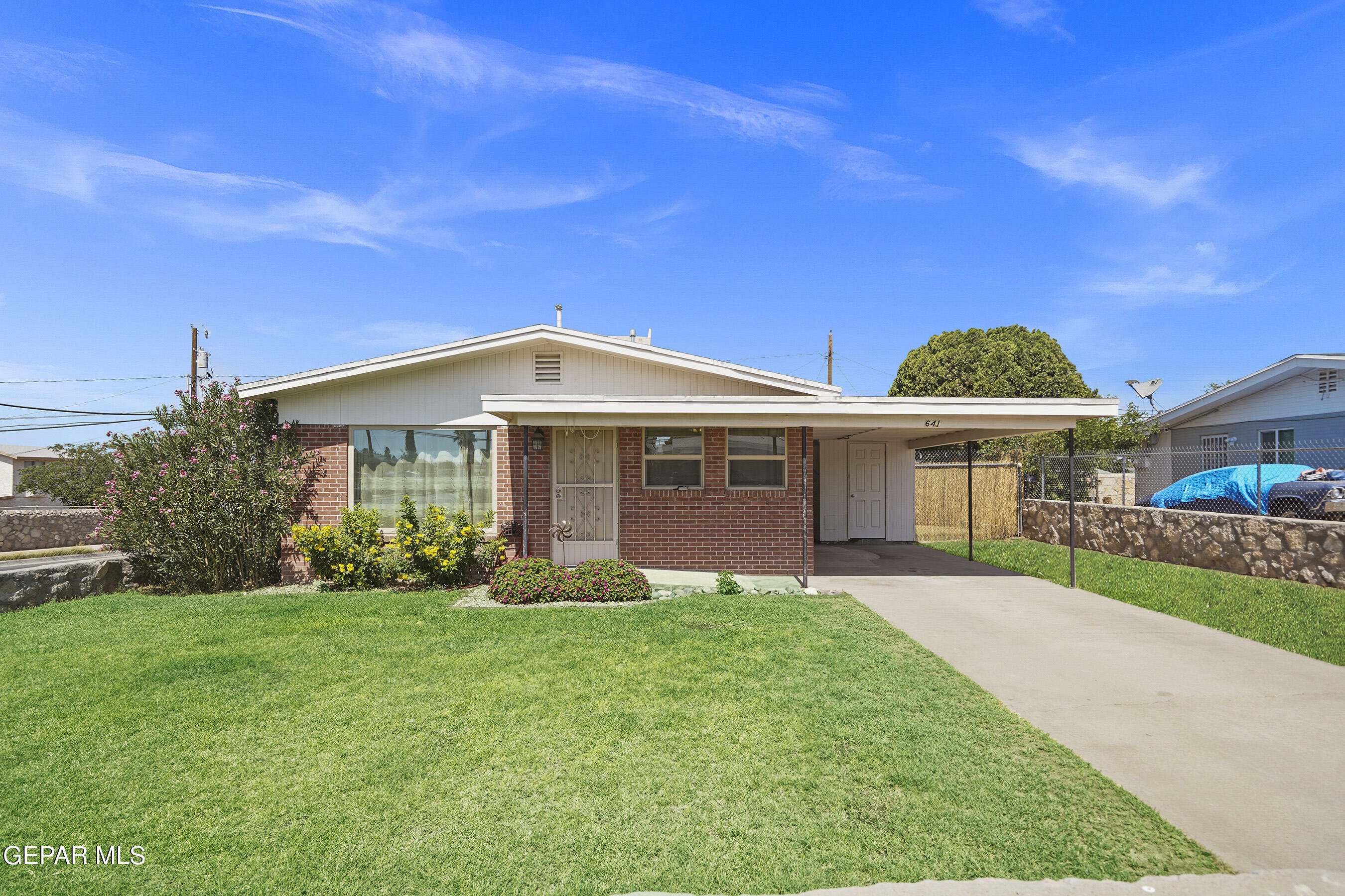 641 La Paz Drive  El Paso TX 79915 photo