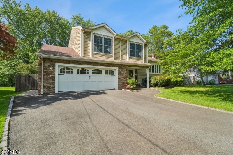 185 River Bend Rd  Berkeley Heights Twp. NJ 07922 photo