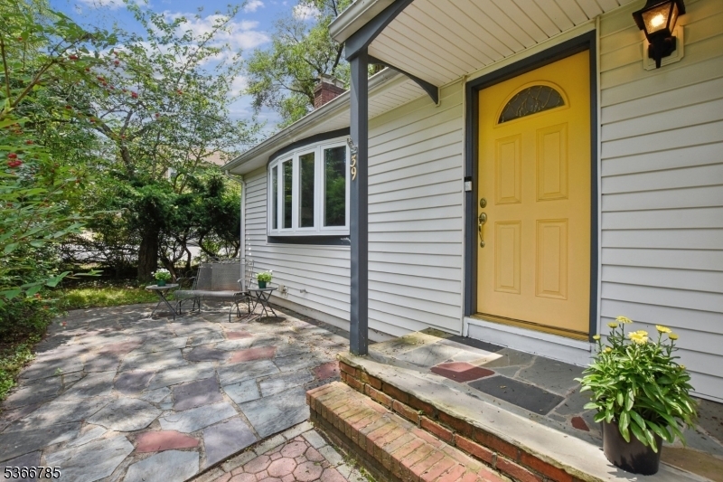 Property Photo: 39 Prospect Rd NJ 07039