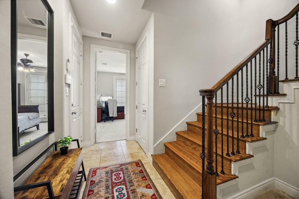 Property Photo: 2512 Maxroy Street TX 77007