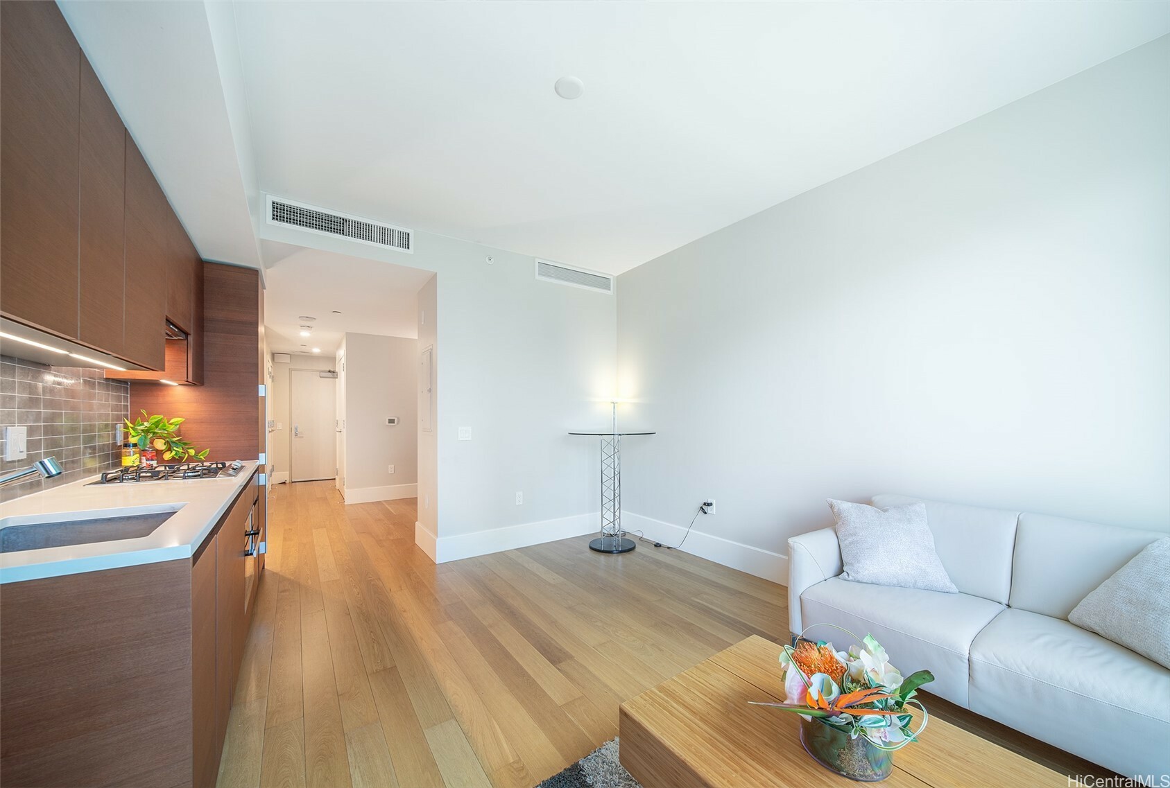 1108 Auahi Street 511  Honolulu HI 96814 photo