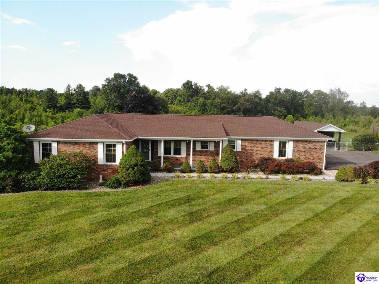 Property Photo: 3048 Rineyville Road KY 42701