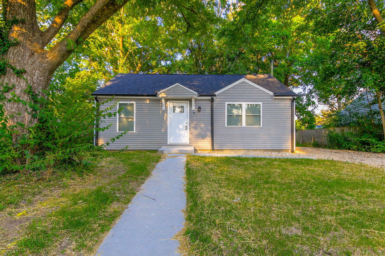 Property Photo:  4 Quantico Road  MO 65265 