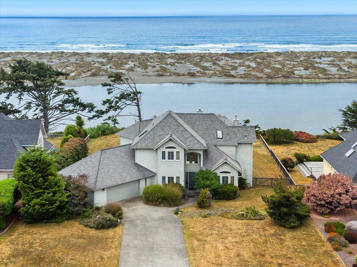 Property Photo:  2612 Knox Cove Drive  CA 95519 