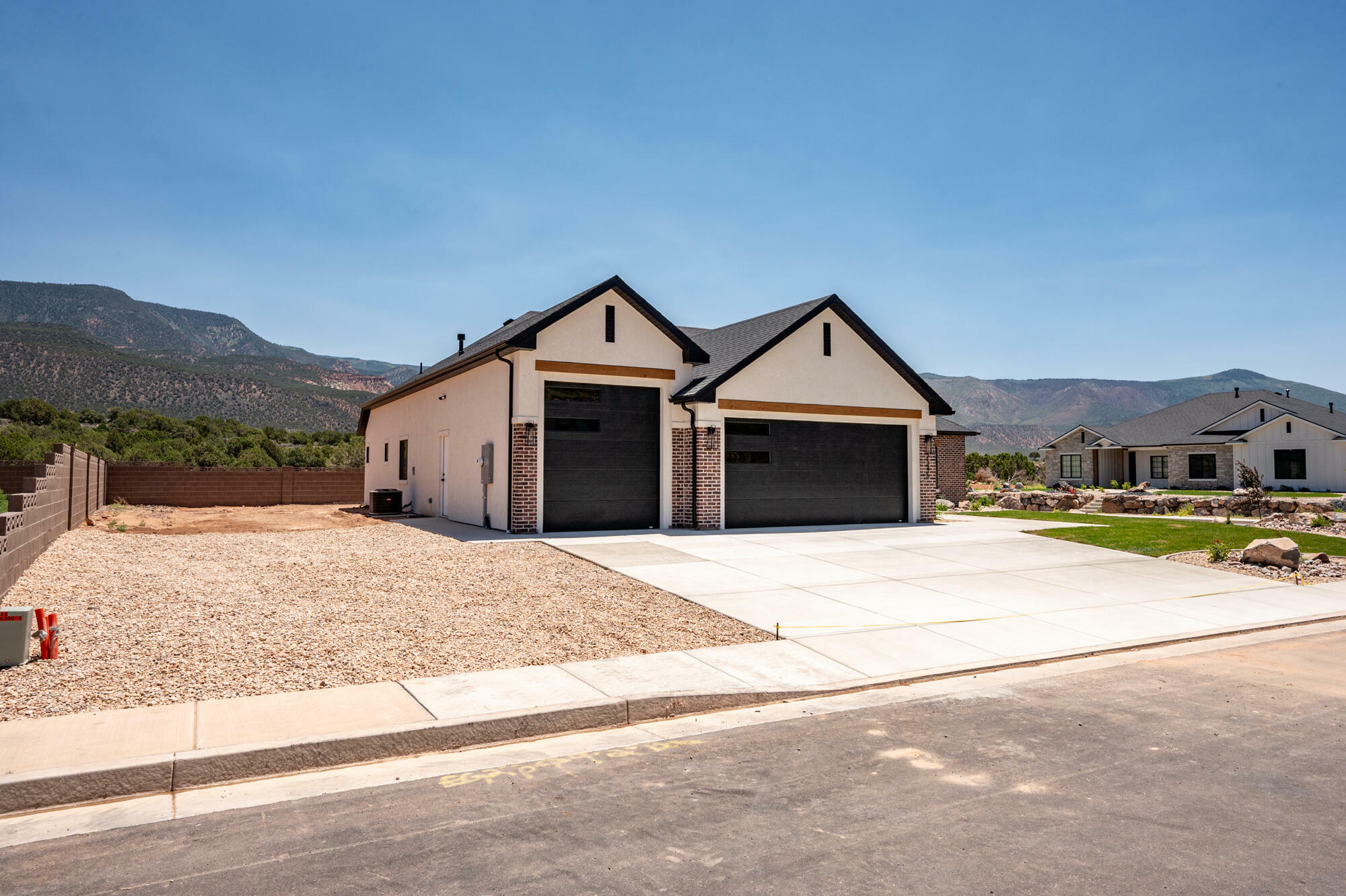Property Photo: 2345 S Canyon Cir UT 84720