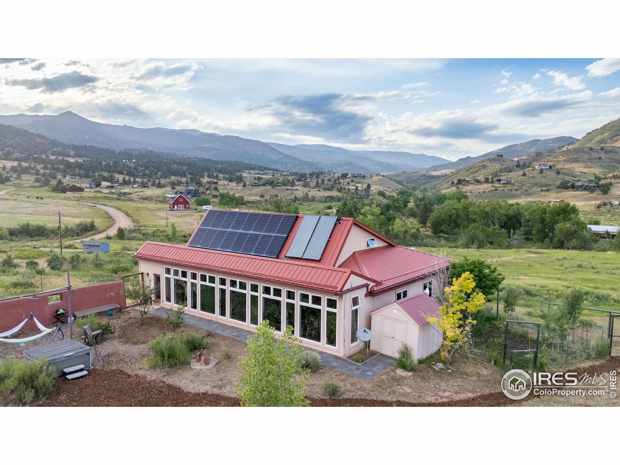 Property Photo: 108 Lonestar Rd CO 80540