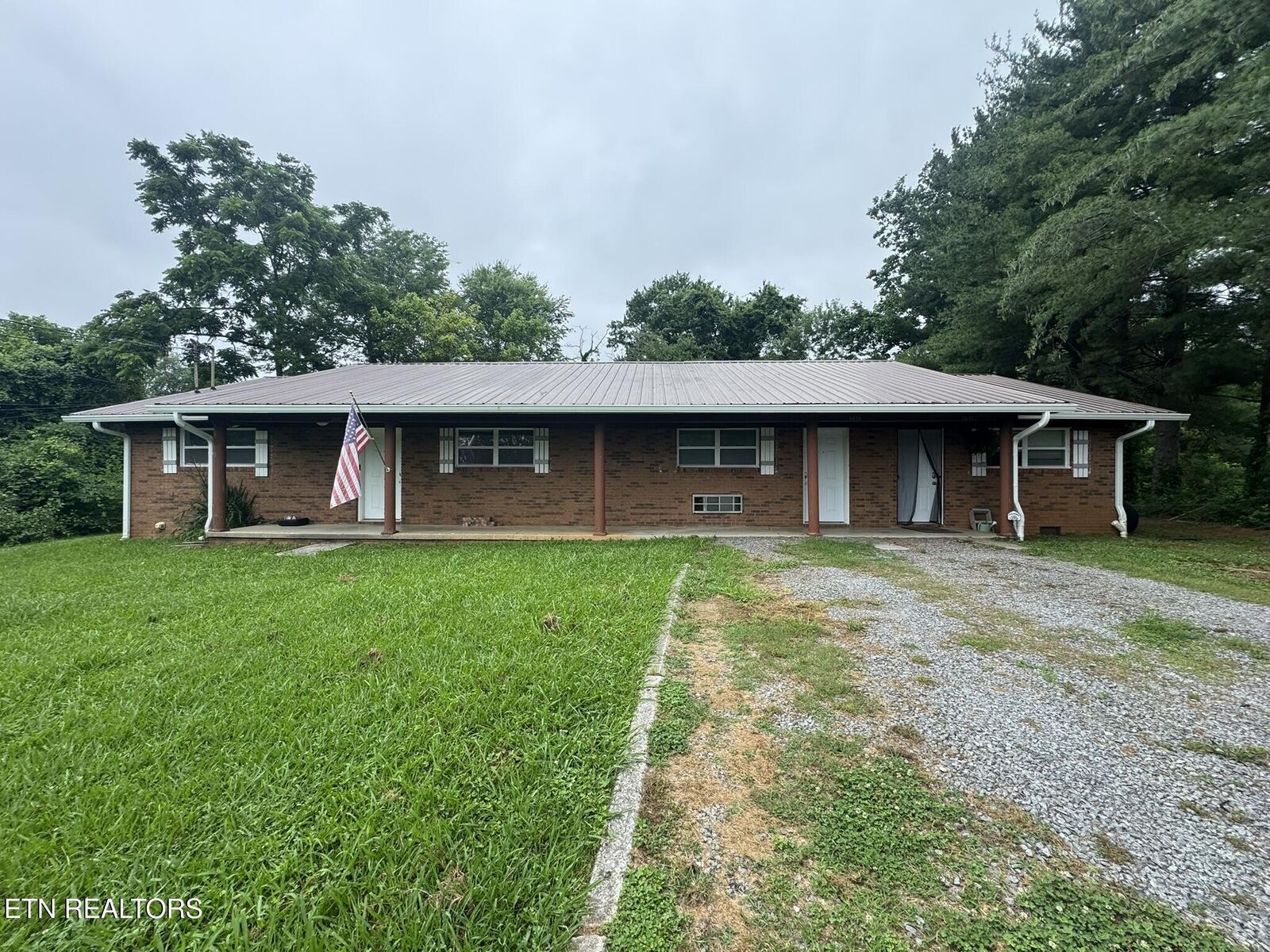 Property Photo: 1637 Jefferson St TN 37814
