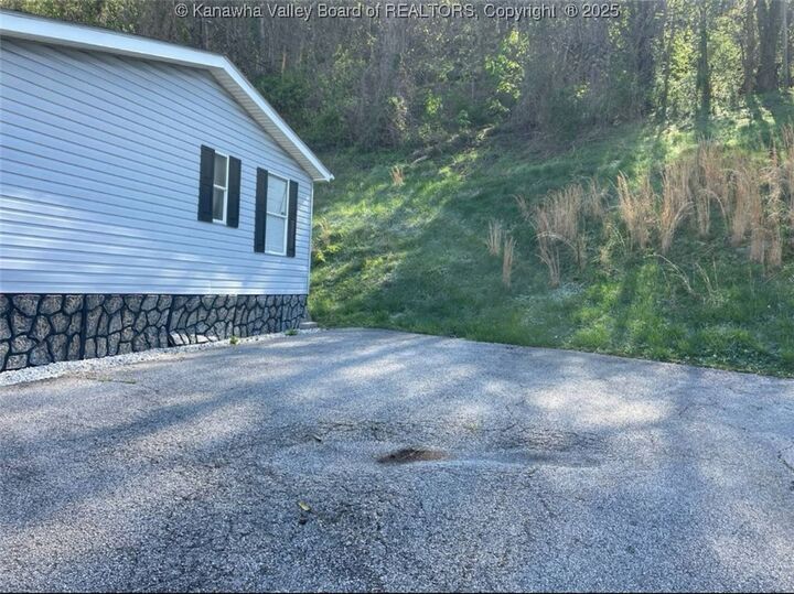 Property Photo: 4900 & 4904 Jonquil Drive WV 25306