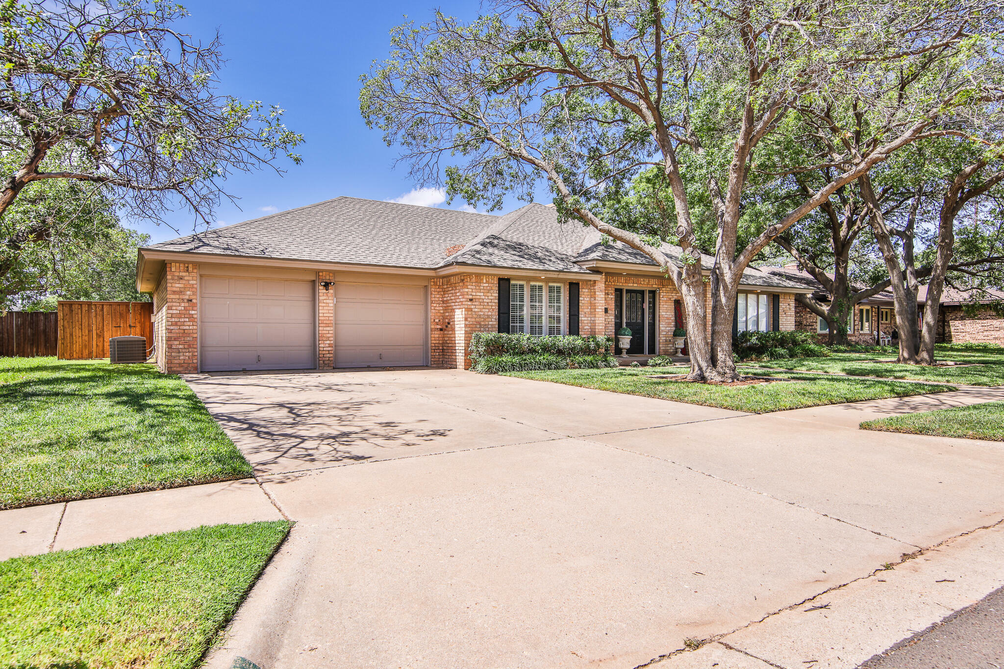Property Photo: 5419 87th Street TX 79424