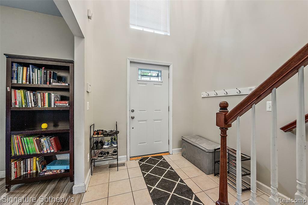 Property Photo:  2155 Canal Street  MI 48382 3231 