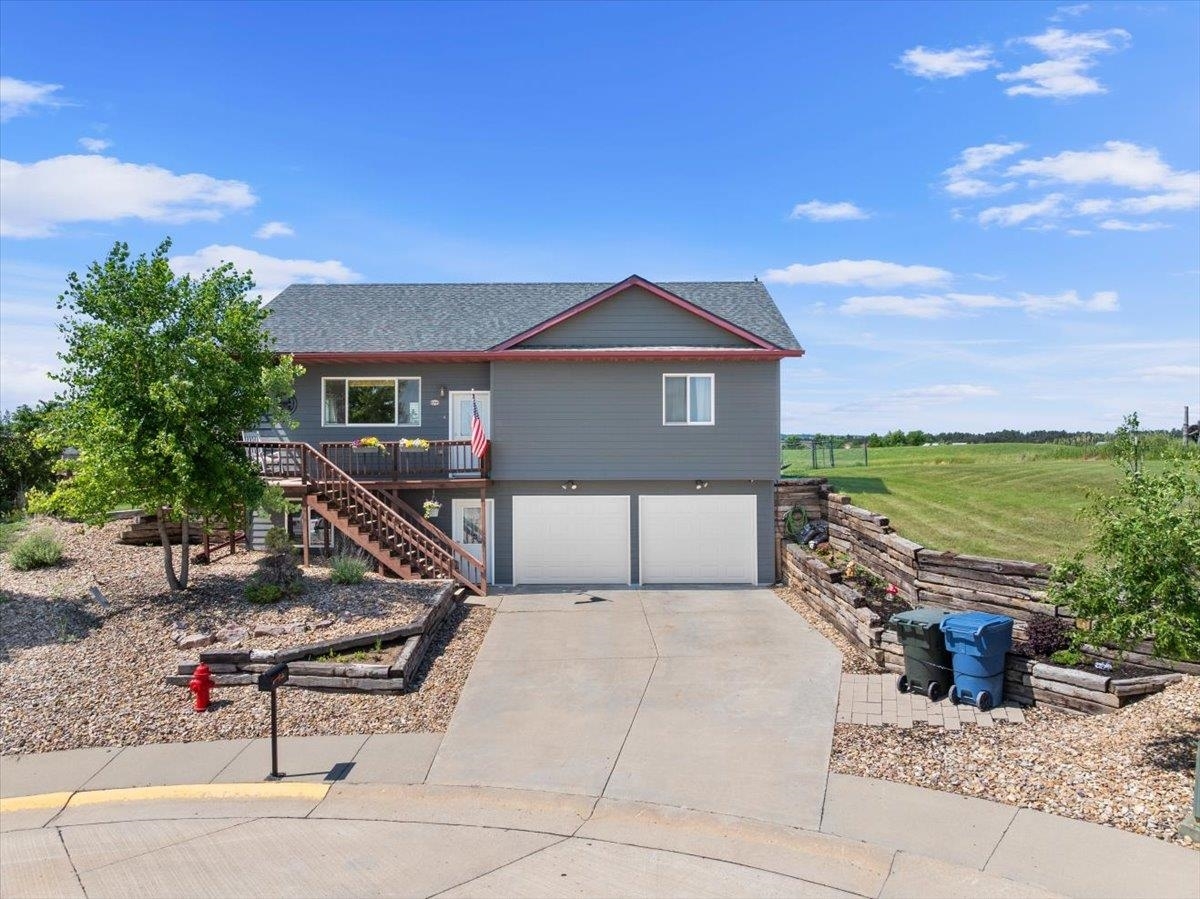 702 Taylor Court  Belle Fourche SD 57717 photo