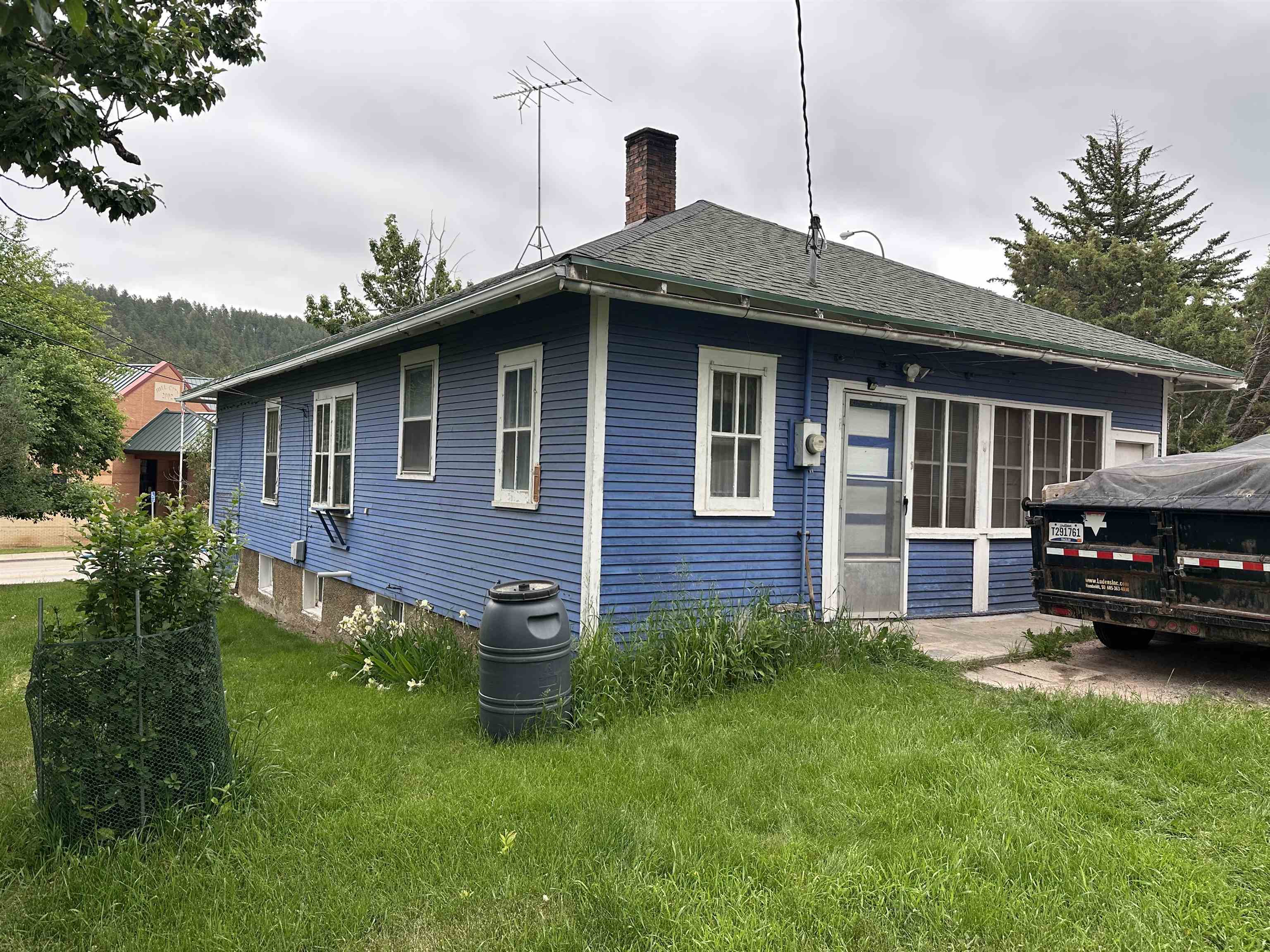 Property Photo: 451 Main Street SD 57745