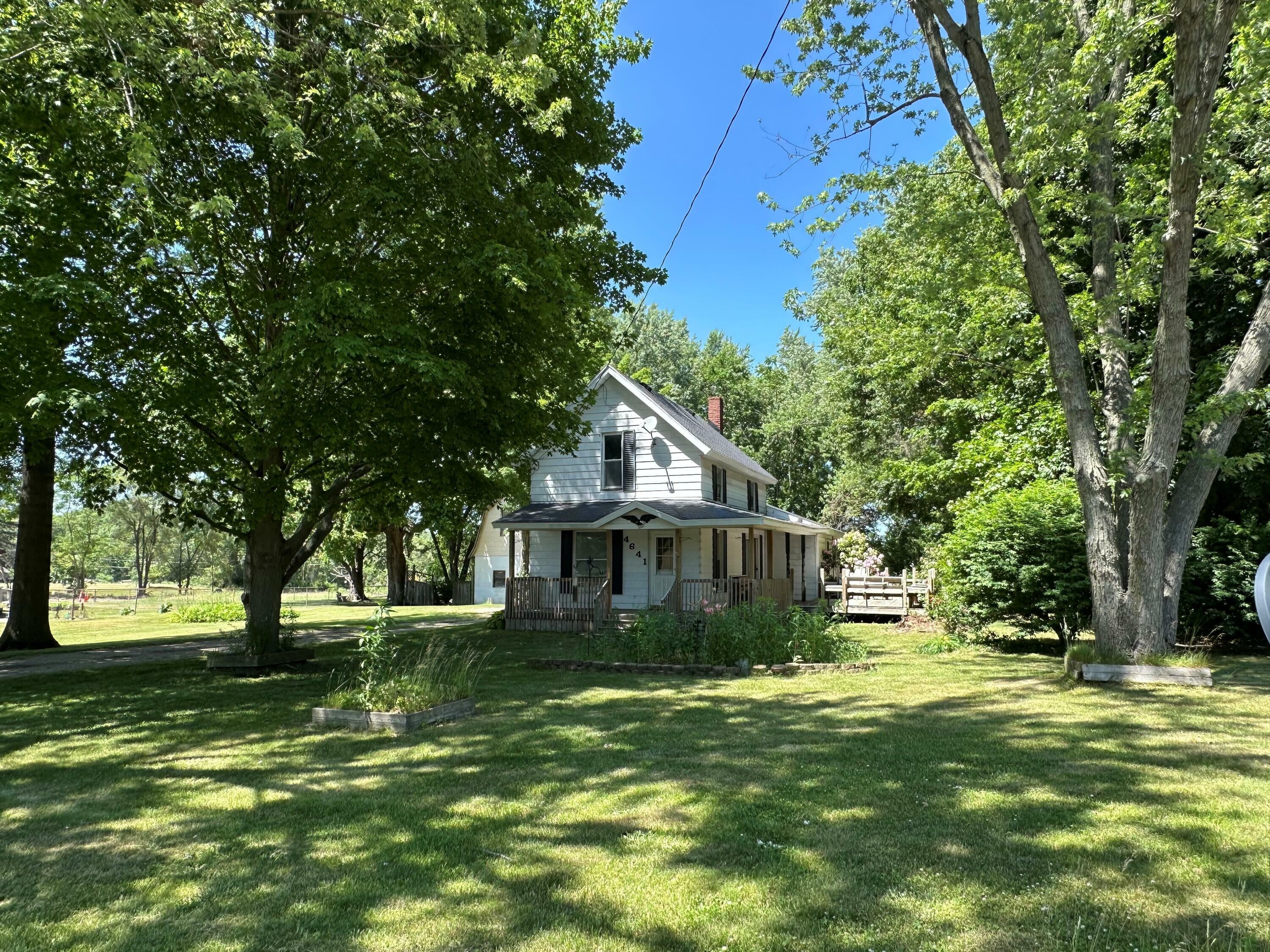 Property Photo: 4641 Territorial Rd Road MI 49022