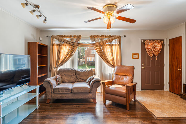Property Photo:  9215 S Green Street  IL 60620 