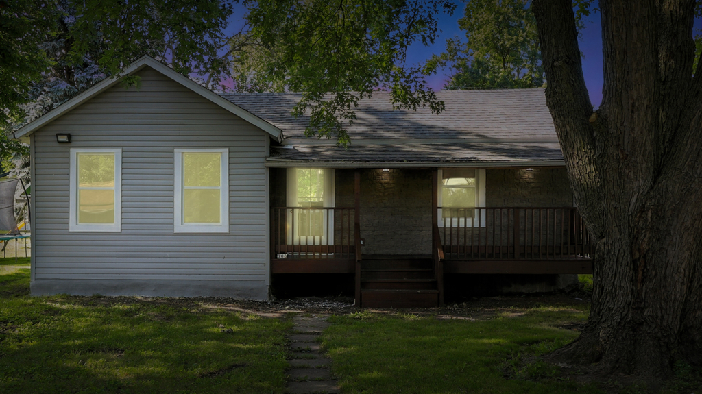 Property Photo: 306 E Martin Street IL 61741