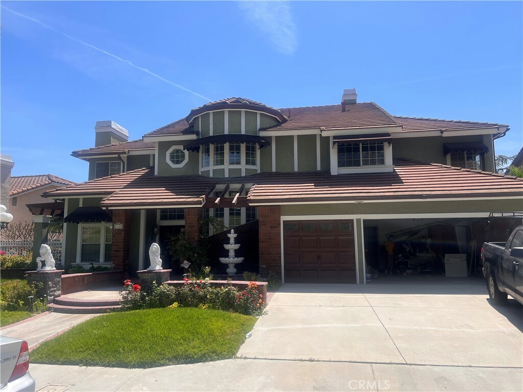 Property Photo: 5300 La Fiesta CA 92887