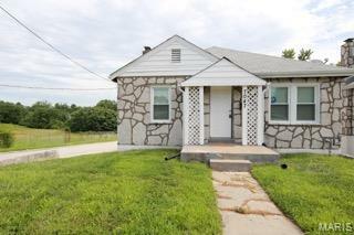 Property Photo: 7047 Lena Av Lena Avenue MO 63136