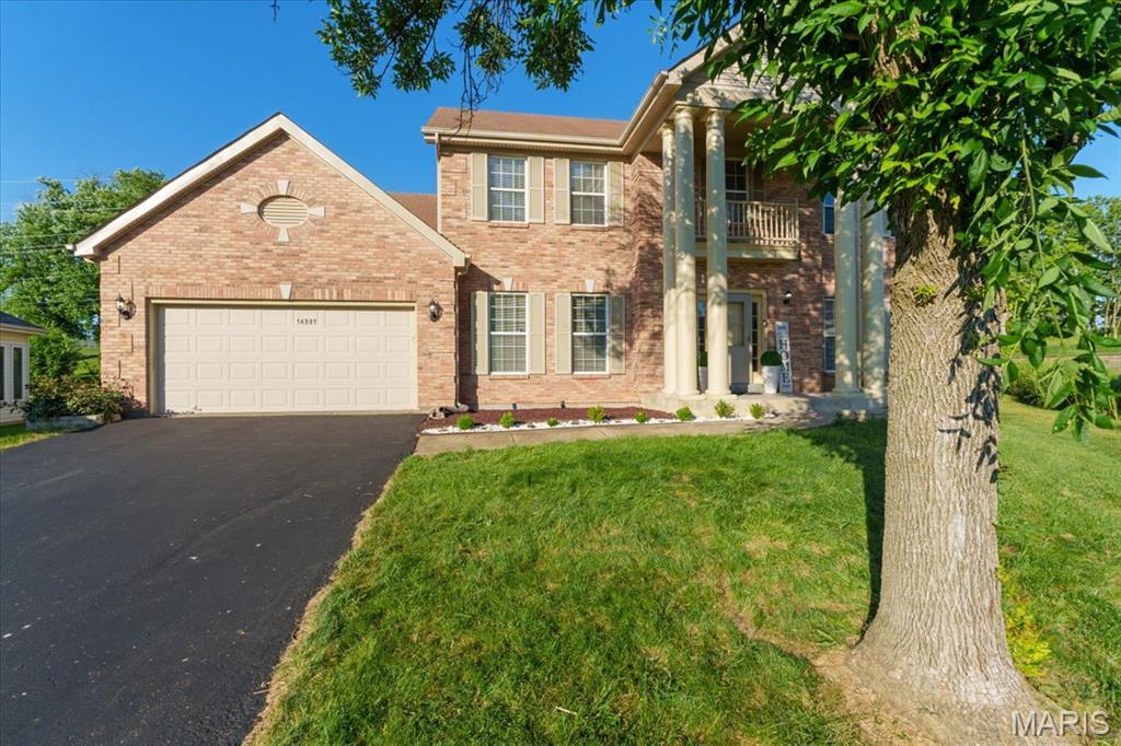 Property Photo: 14901 Jockey Club Drive MO 63017