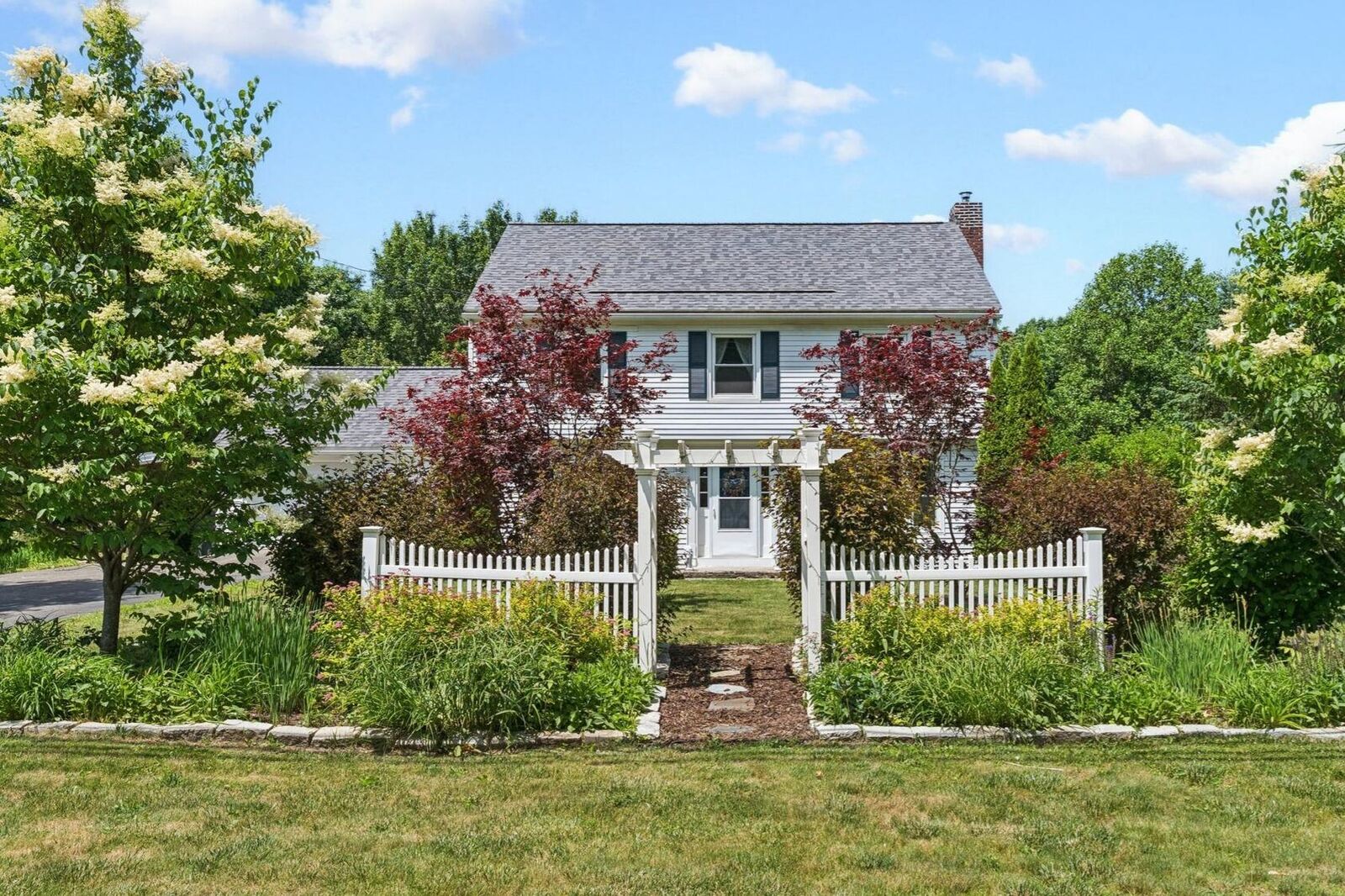 Property Photo: 394 Riverside Drive ME 04330