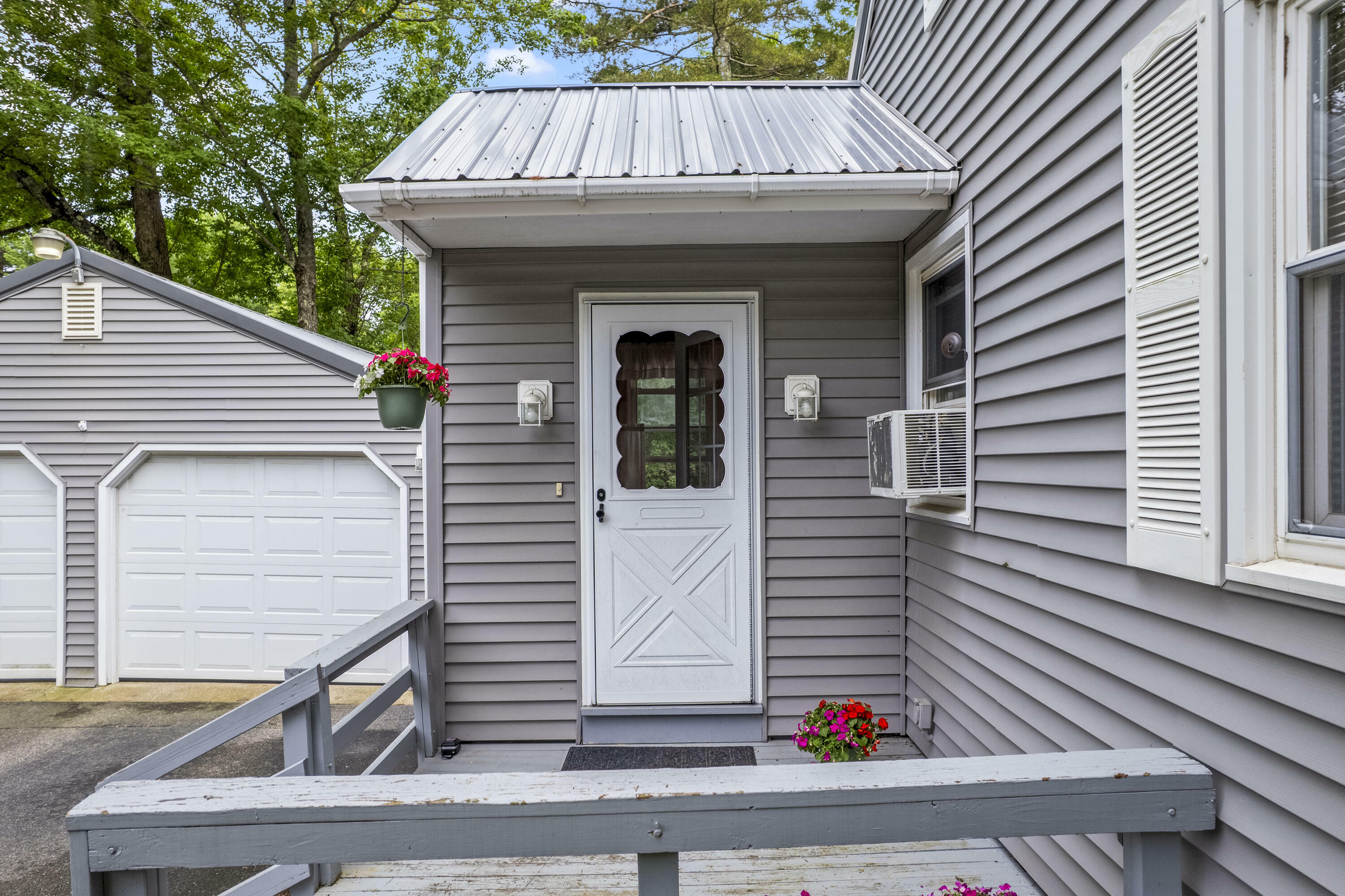 Property Photo:  251 E Bridge Street  ME 04092 