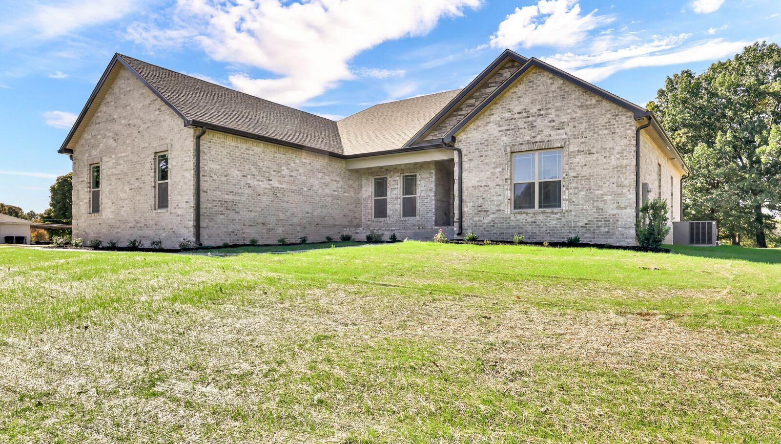 Property Photo: 3391 Ball Rd TN 37052