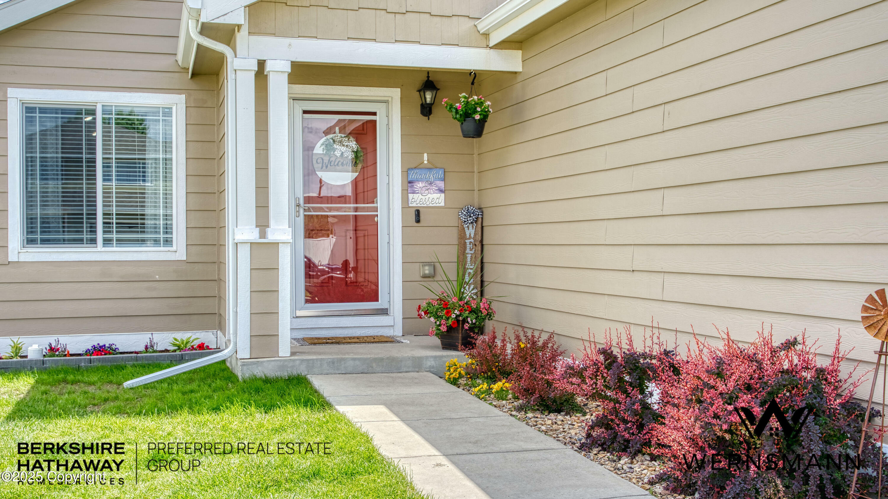 Property Photo:  509 Red Ryder Dr -  WY 82718 