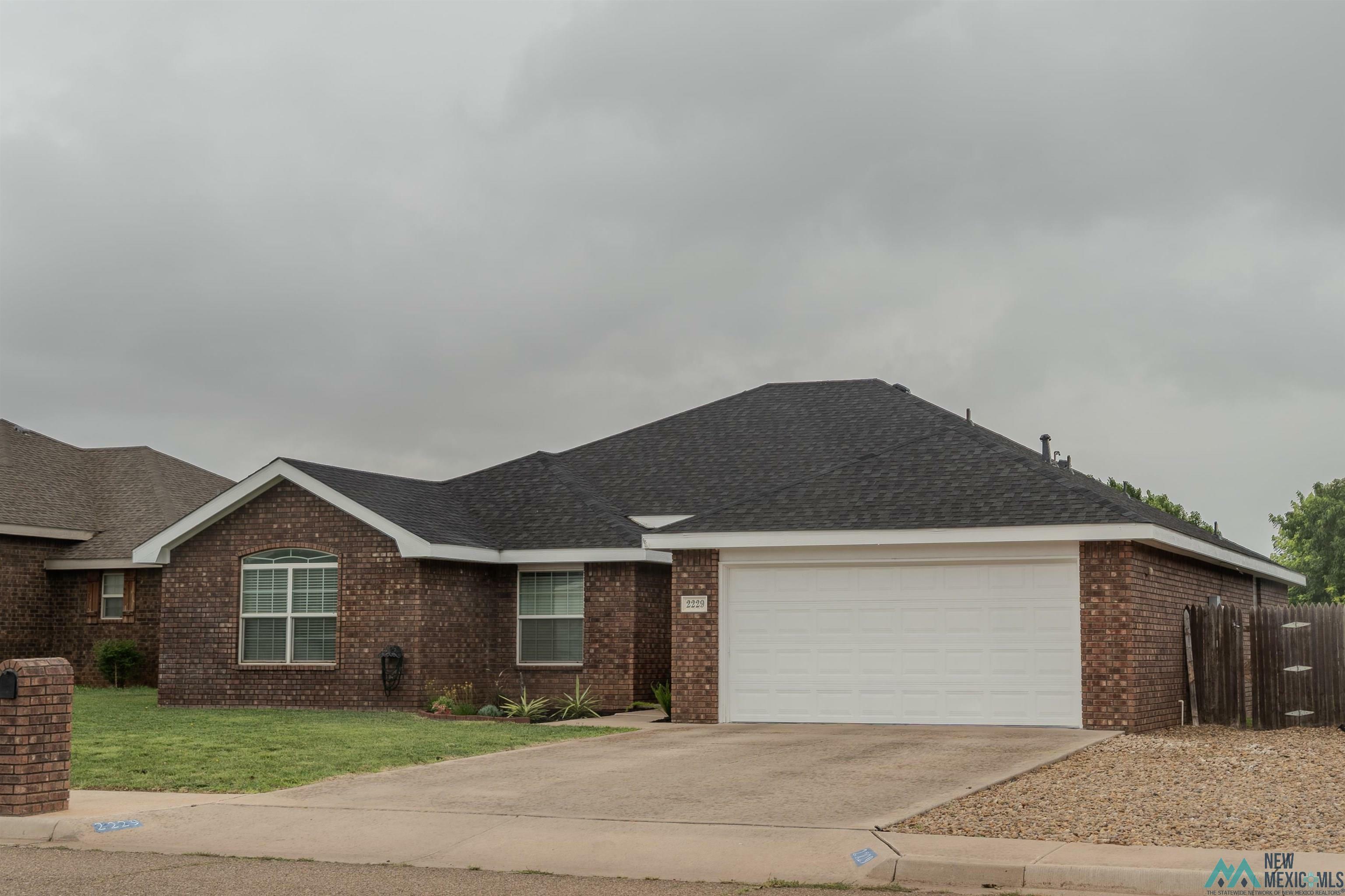 Property Photo:  2229 Jadyn Lane  NM 88101 