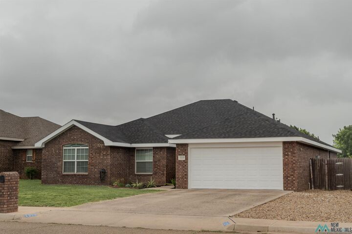 Property Photo: 2229 Jadyn Lane NM 88101