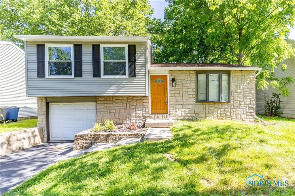 Property Photo:  4702 Vallejo Drive  OH 43615 