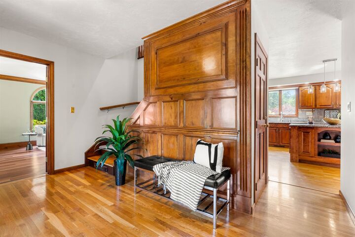 Property Photo:  10 Roy Drive  NH 03051-3538 