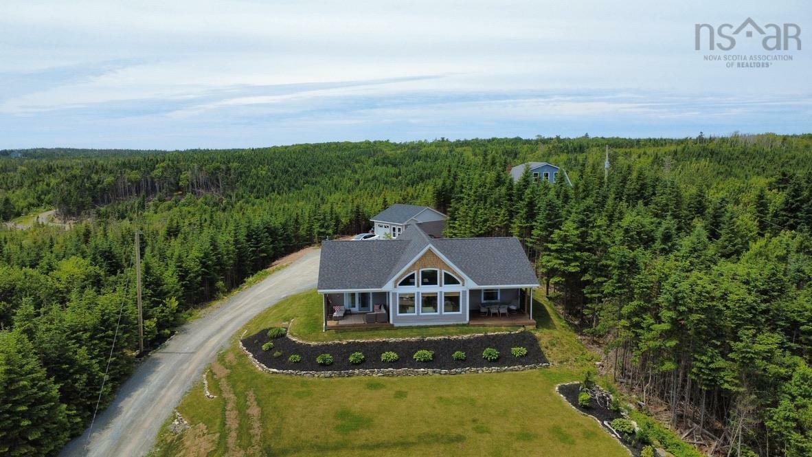 Photo de la propriété: 910 West Petpeswick Road NS B0J 2L0