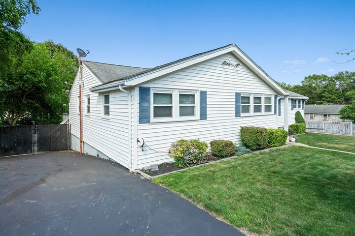 Property Photo:  48 Hollis Street  MA 02368 