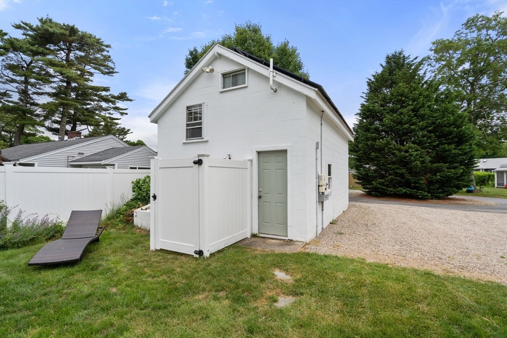 Property Photo: 47 Chippewa Dr MA 02532