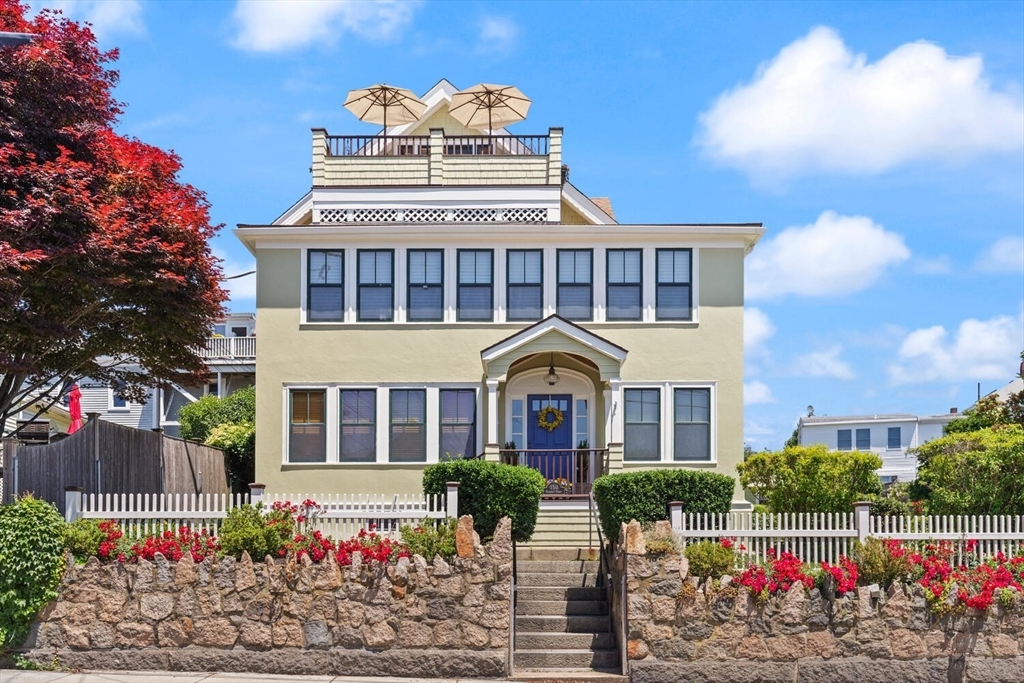 Property Photo:  150 Prospect St 3  MA 01930 