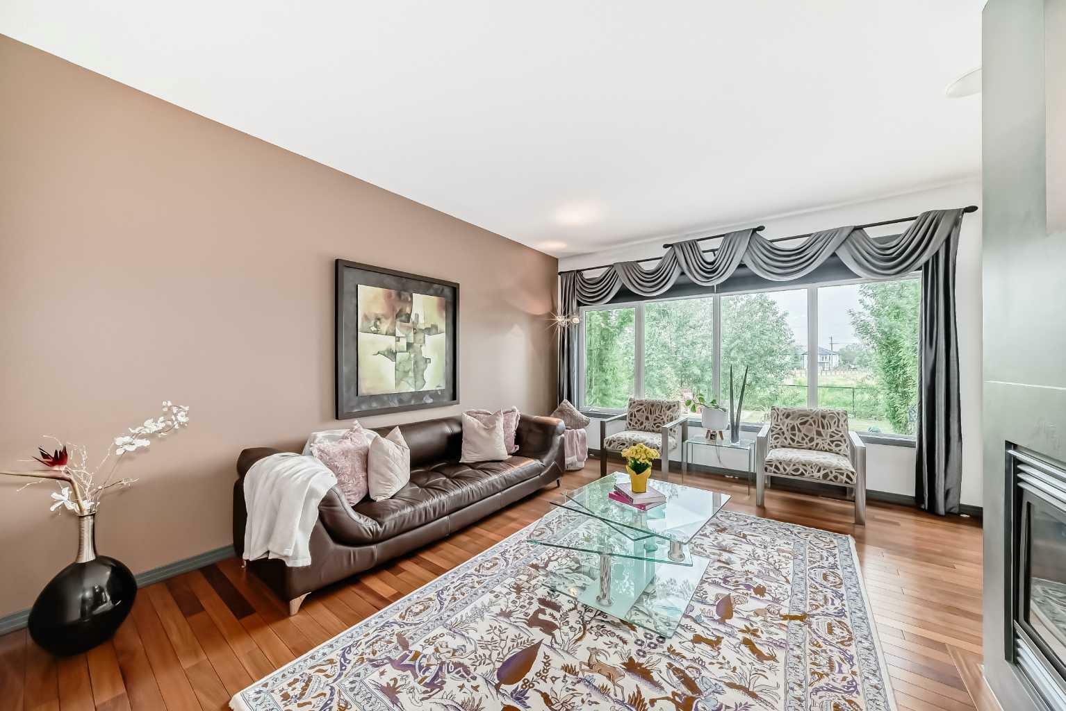 Property Photo: 206 Tuscany Ravine Close NW AB T3L 2X4