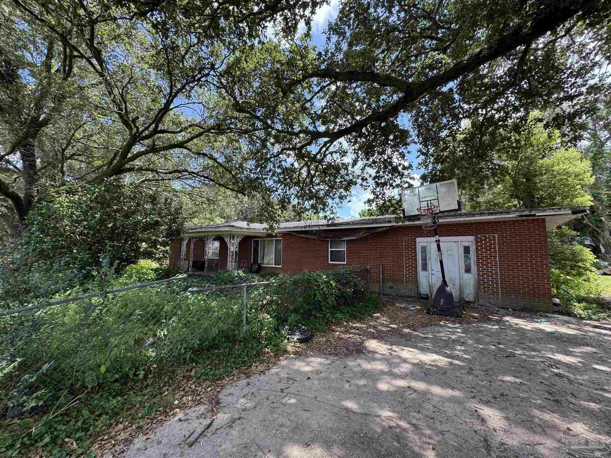 4840 W Spencer Field Rd  Pace FL 32571 photo