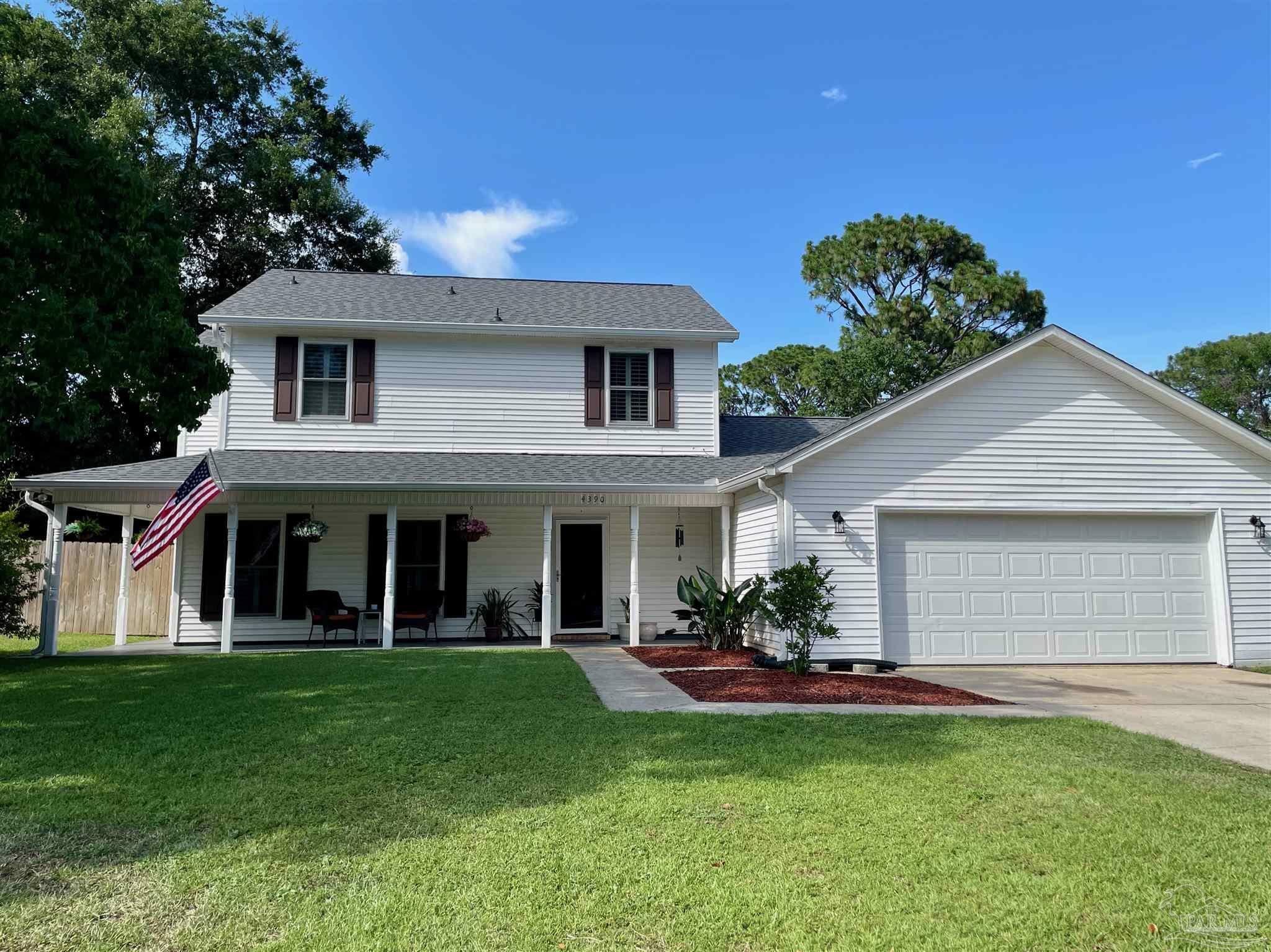 Property Photo: 4390 La Jolla FL 32504