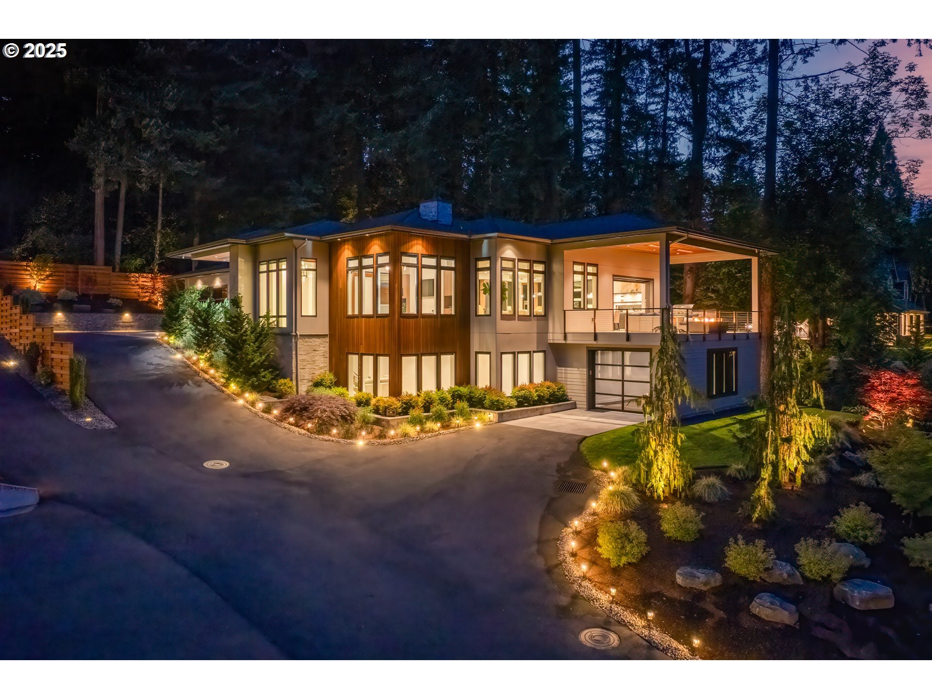 13581 Goodall Rd  Lake Oswego OR 97034 photo