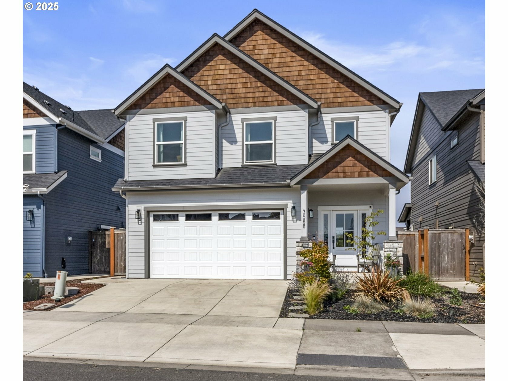 Property Photo: 3588 Nestucca Loop OR 97408