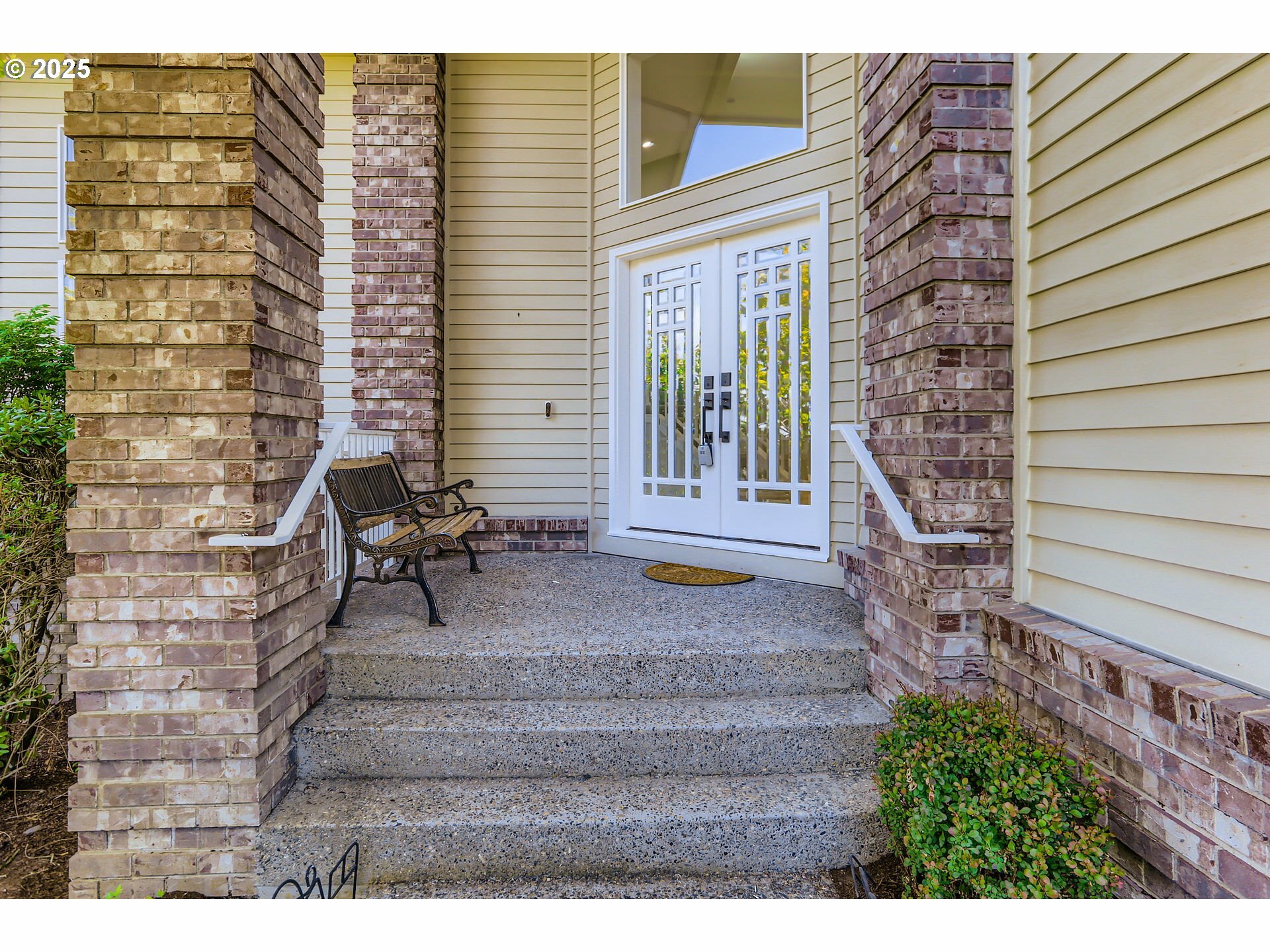 Property Photo: 12293 NW Welsh Dr OR 97229