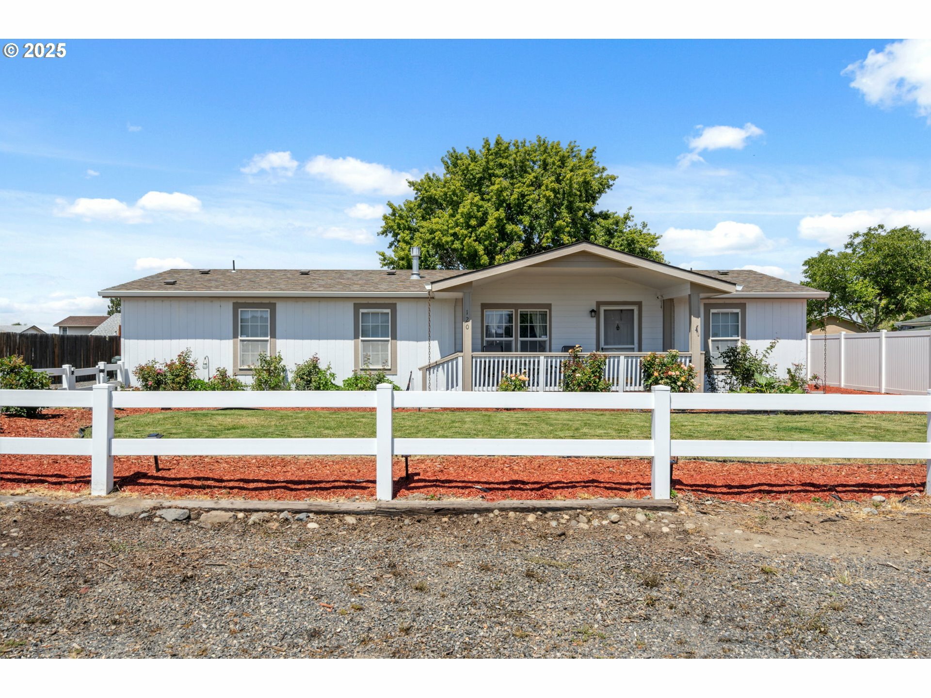 Property Photo: 120 NW Oregon Ave OR 97844