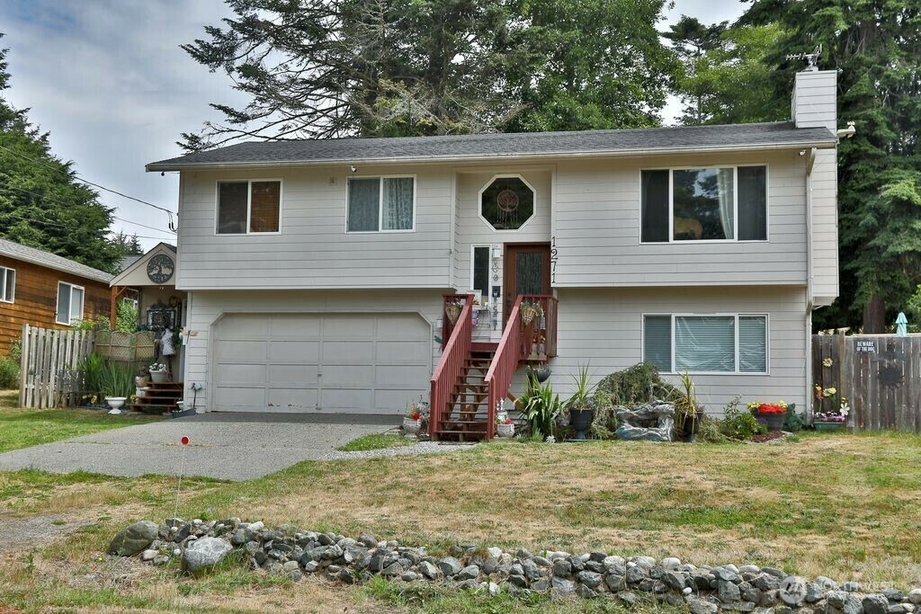 Property Photo: 1271 Rickover Drive WA 98239