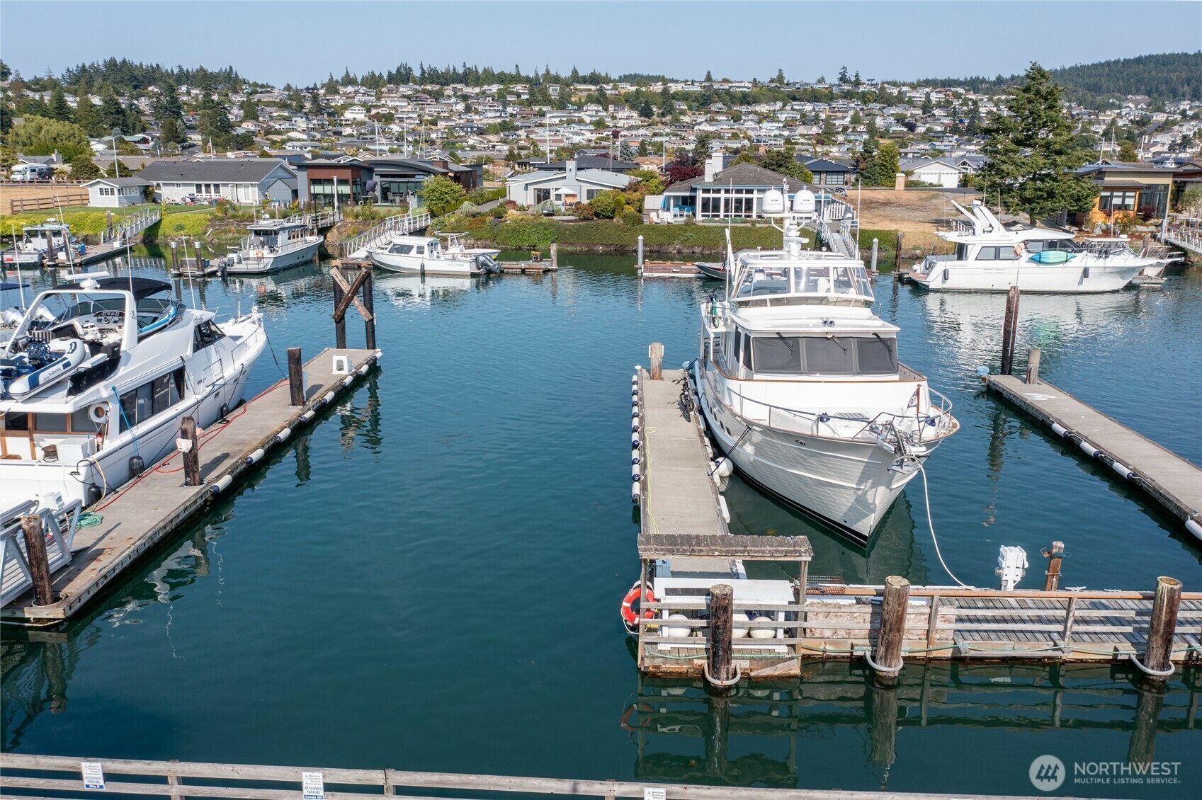 Property Photo: 1909 Skyline Way F WA 98221