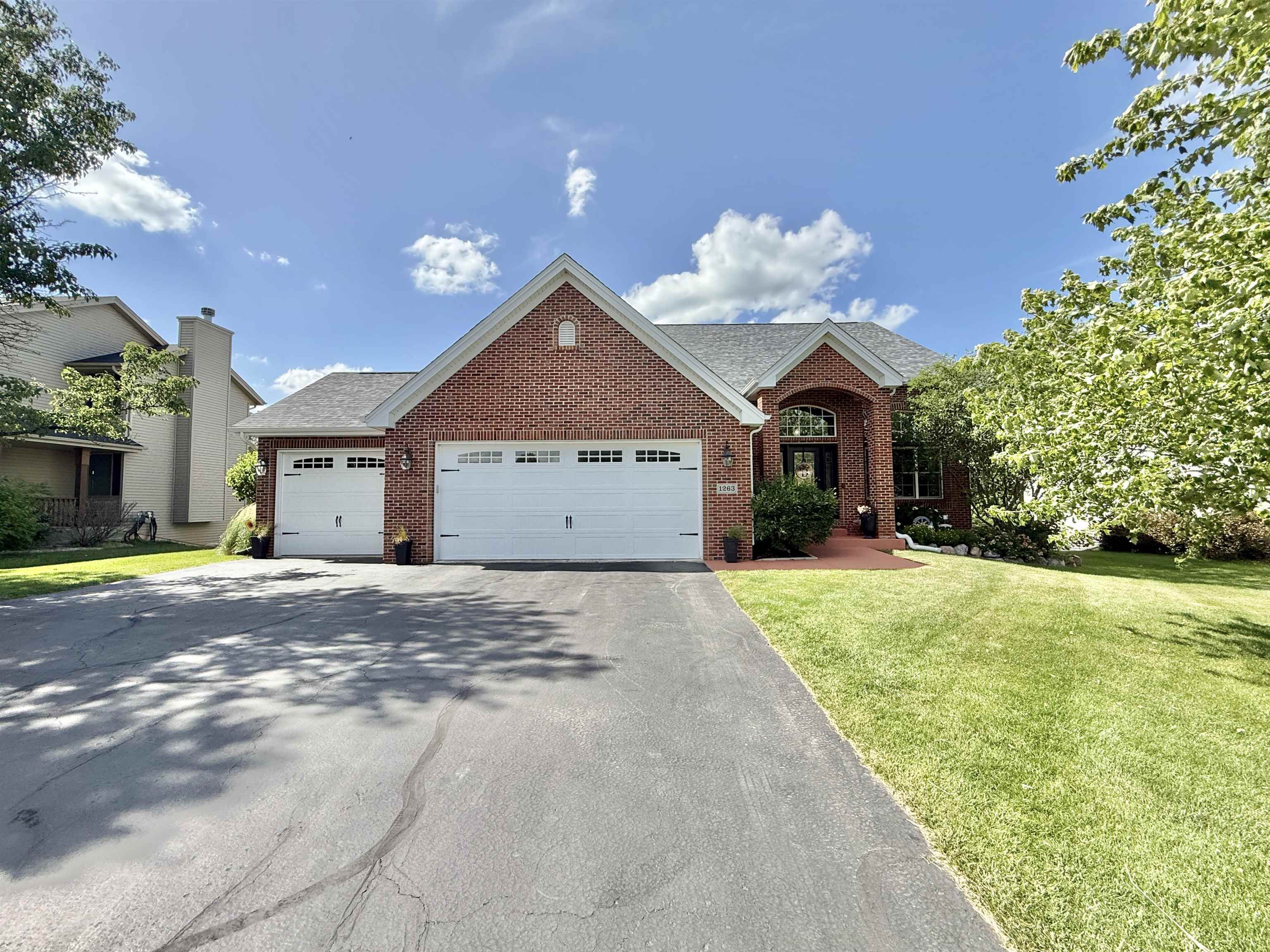 Property Photo: 1263 University Parkway IL 61072