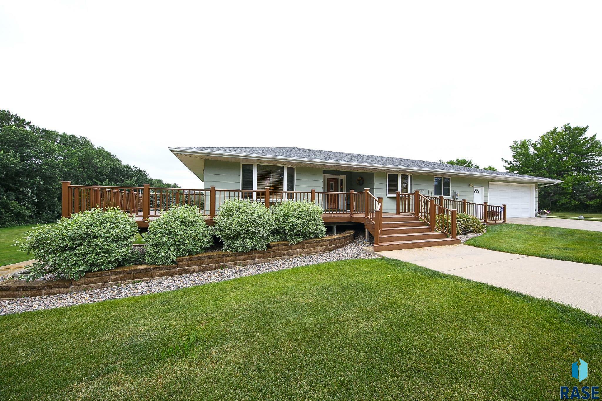 Property Photo: 25669 472nd Ave SD 57055