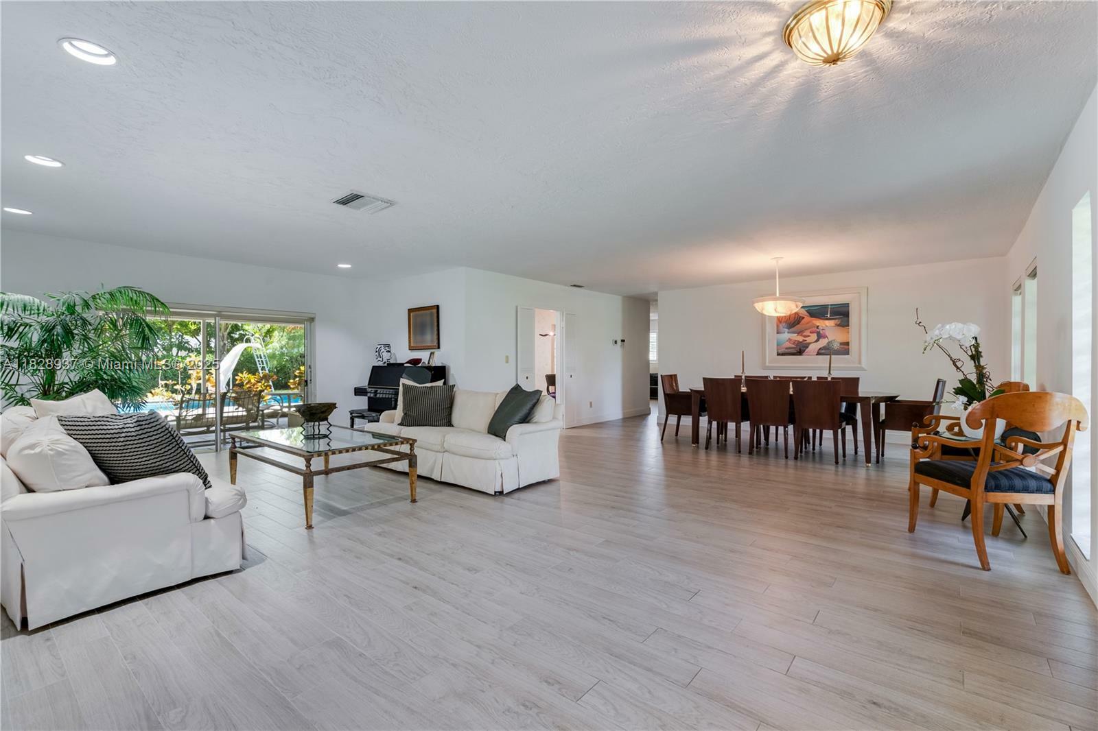 Property Photo: 8121 SW 139th Ter FL 33158