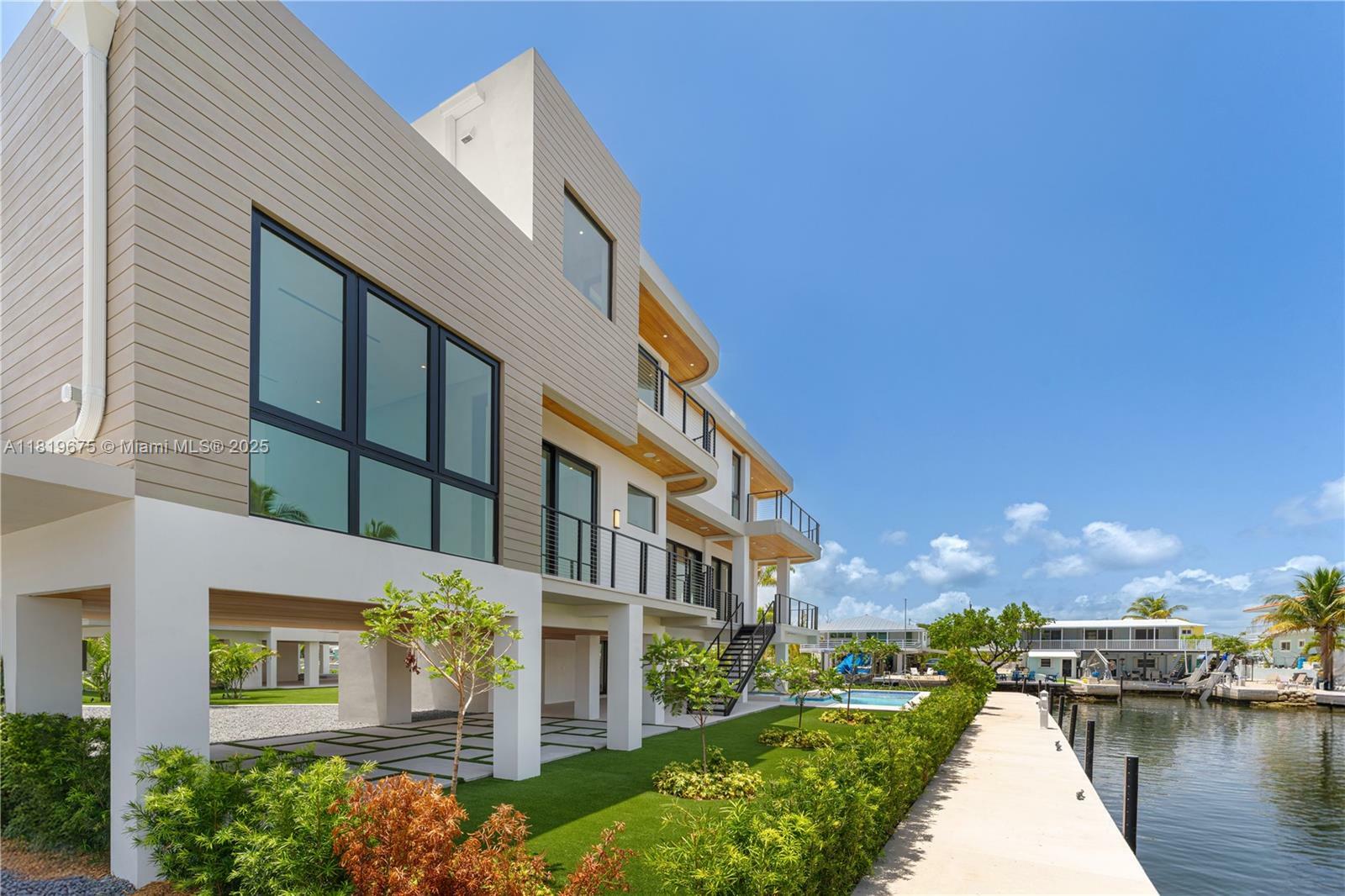Property Photo: 301 Buttonwood Cir #B FL 33037